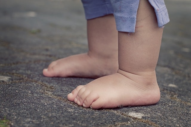 Buty profilaktyczne dla dzieci – zdrowe stopy od najmłodszych lat